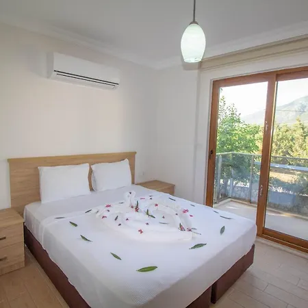 Prestij Amintas 4+1 Villa, Oezel Havuzlu, Vila