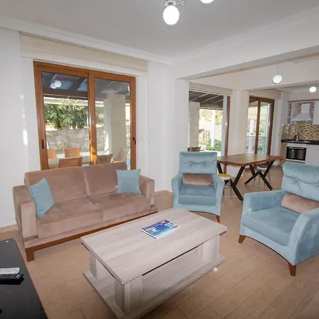 Vila Prestij Amintas 4+1 Villa, Oezel Havuzlu, *