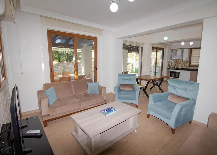 Vila Prestij Amintas 4+1 Villa, Oezel Havuzlu, *